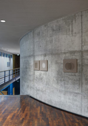 Linda mccue full circle konrad adenauer stiftung berlin 2015 ausstellungsansichten 003 4000